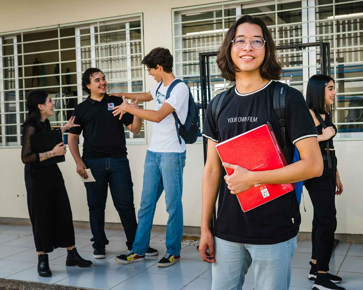Estudiantes mexicanos al aire libre